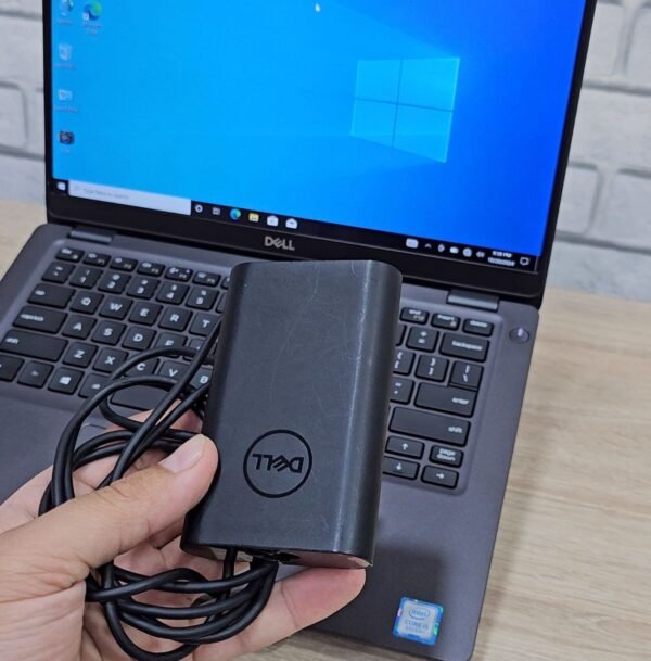 Dell lLatitude 5300 i5 8th gen/8GB/256GB SSD/Screen 13.3 IPS Tactile